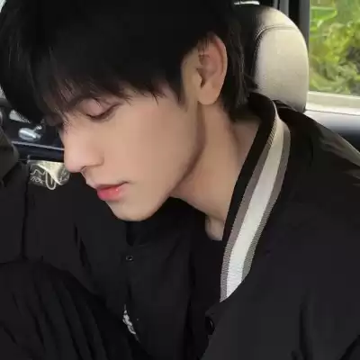 雍恨云